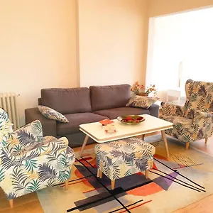 Beautiful Jewel In Center Apartment Sofia