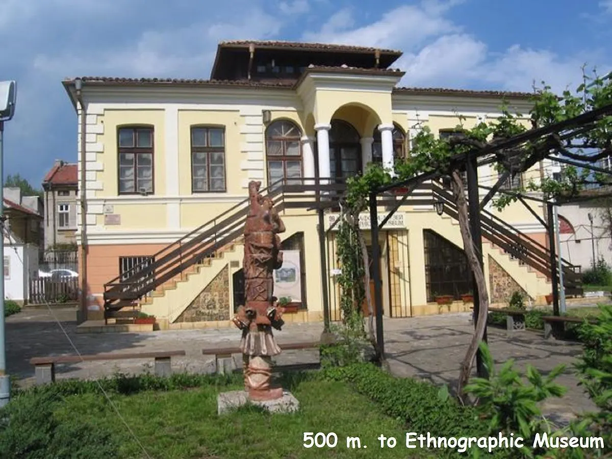 4U Apartment - Gurko Burgas City 0*,